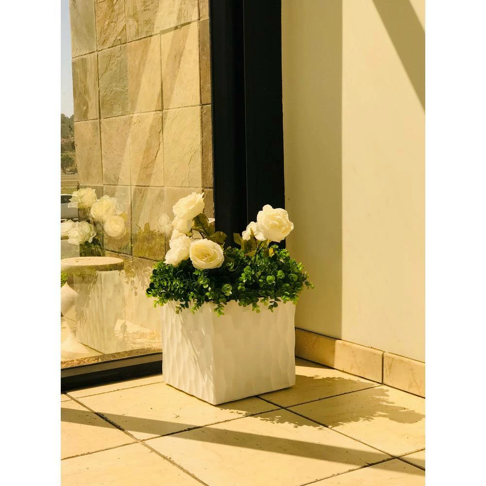 KANTE 16 in. W Square Pure White Concrete/Fiberglass Indoor Outdoor Elegant Retro Planter - Image 4