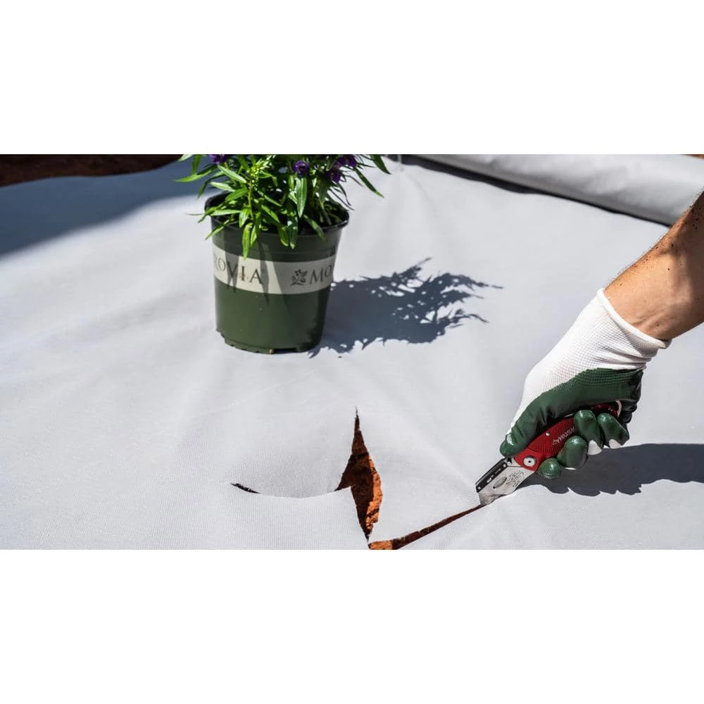 Vigoro 4 ft. x 100 ft. Matrix Grid Landscape Weed Control Fabric - Image 5