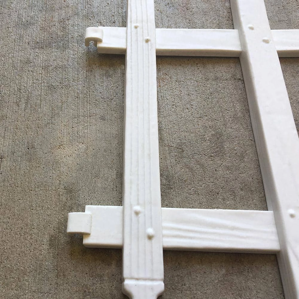 Vigoro 12 in. H White Classic Picket Style Plastic Garden Fence - Image 9